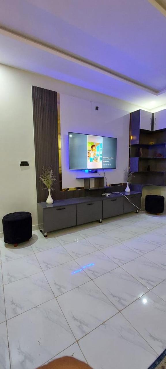 Velvet Vibes Villa Near Islamabad Airport Dhok Sandemar Exteriör bild